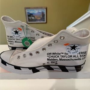 Brand new Converse Chuck Taylor All Star
70 Hi Off-White